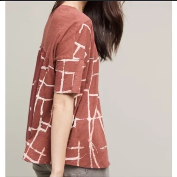 ANTHROPOLOGIE Akemi + Kin Light Streaks Tee Medium - Picture 3 of 11